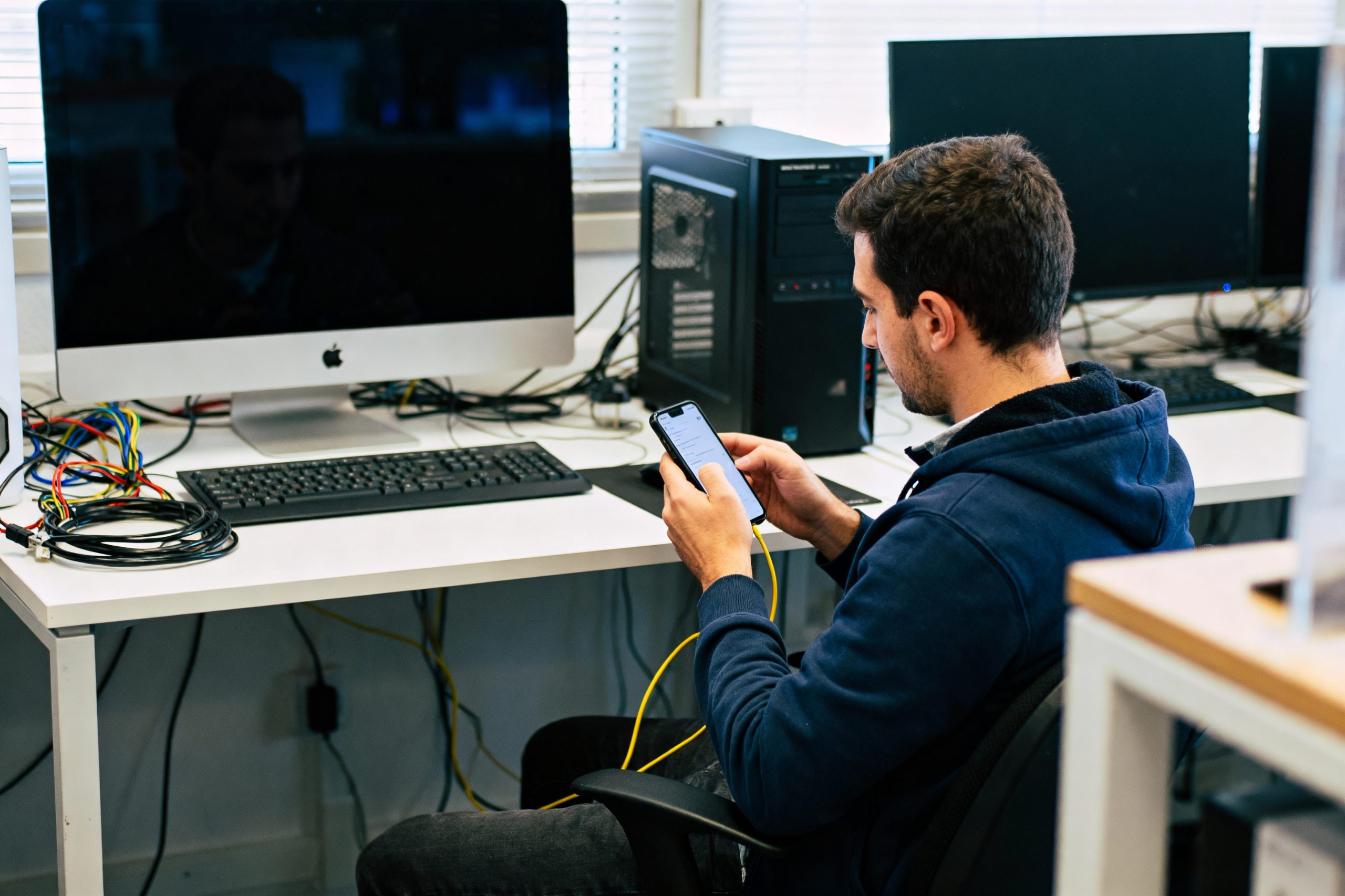 personal computer center